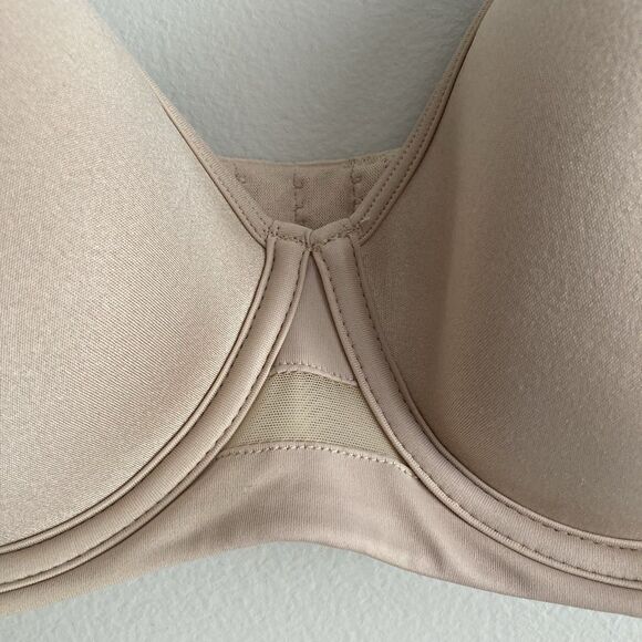 Bali Women’s One Smooth U Ultra Light Minimizer Bra Nude 36C Style 3490 - Picture 5 of 12